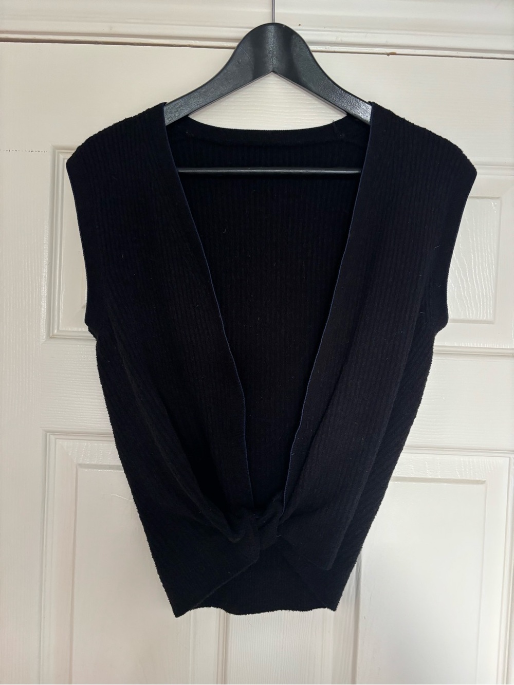 Jacquemus Black Twist-Front Ribbed Tank Top
